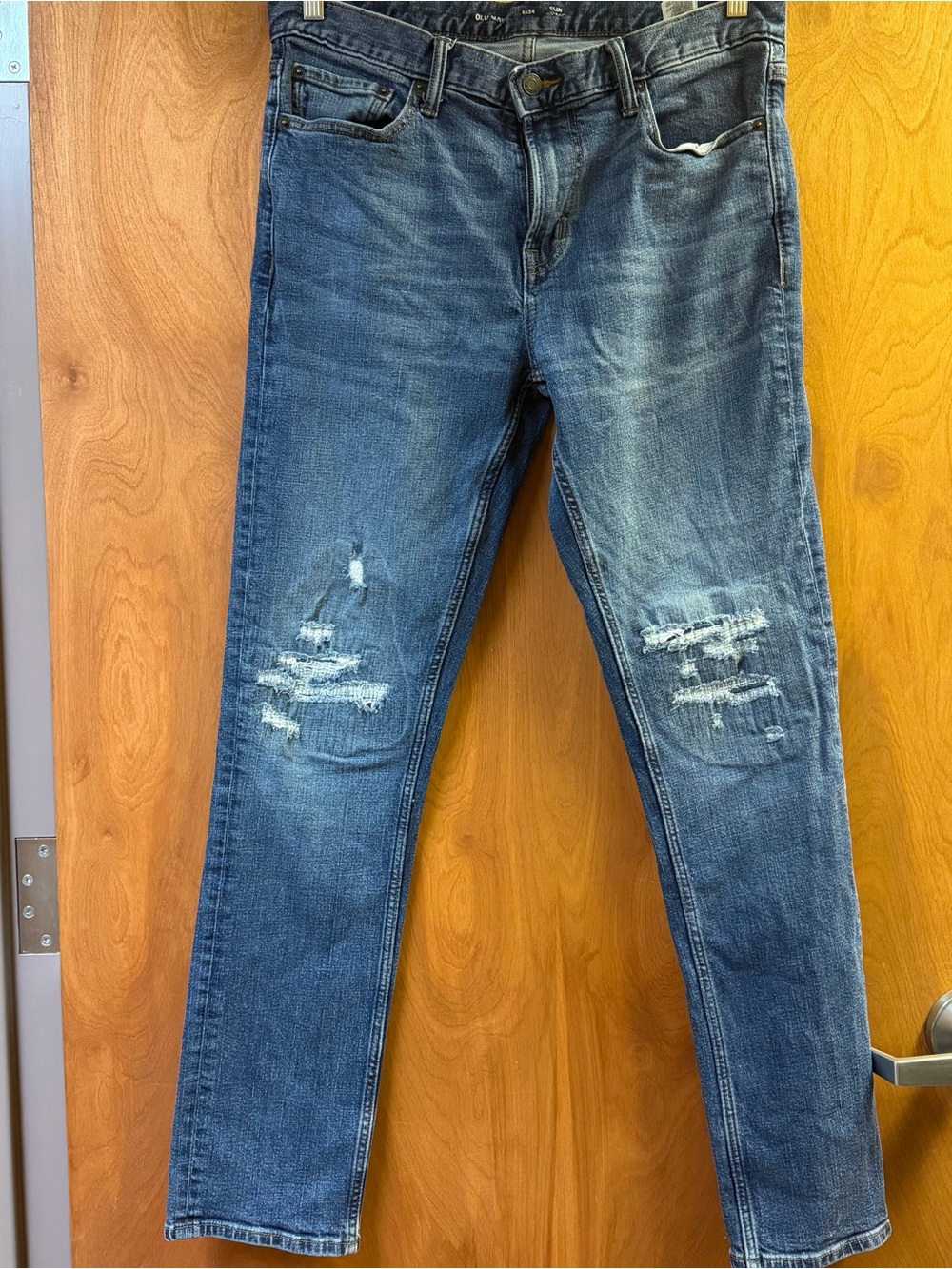 Old Navy men's distressed slim-fit denim jeans. 34X34